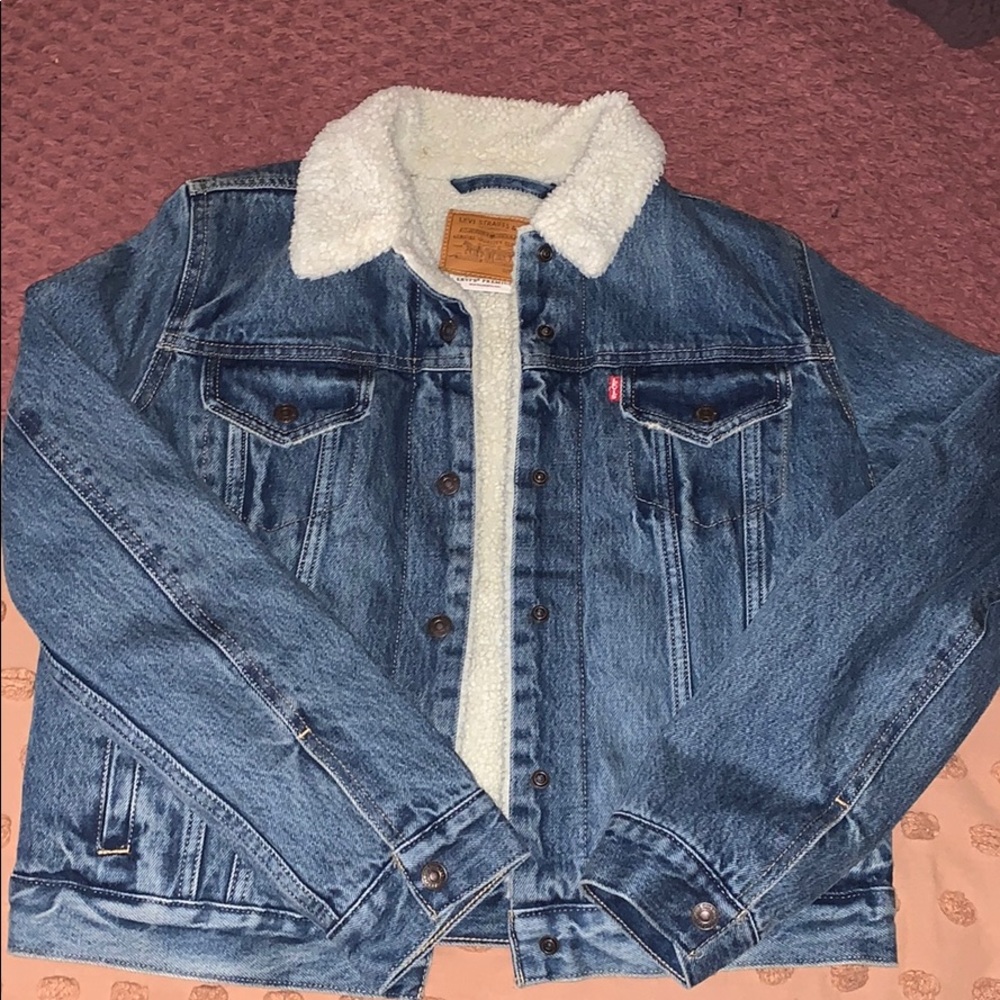 Levi’s trucker jacket